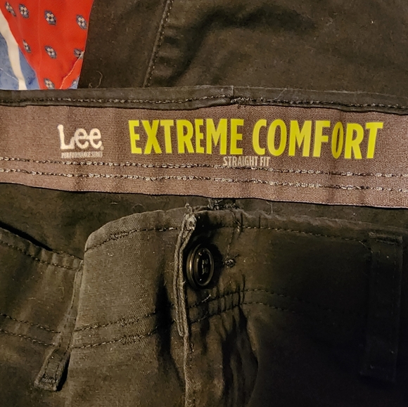 Pants - Picture 3 of 4